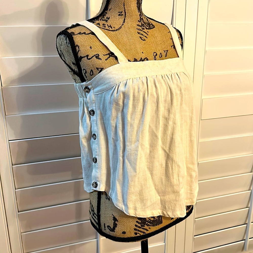 Universal Threads Linen Blend Tank Top With Side Buttons